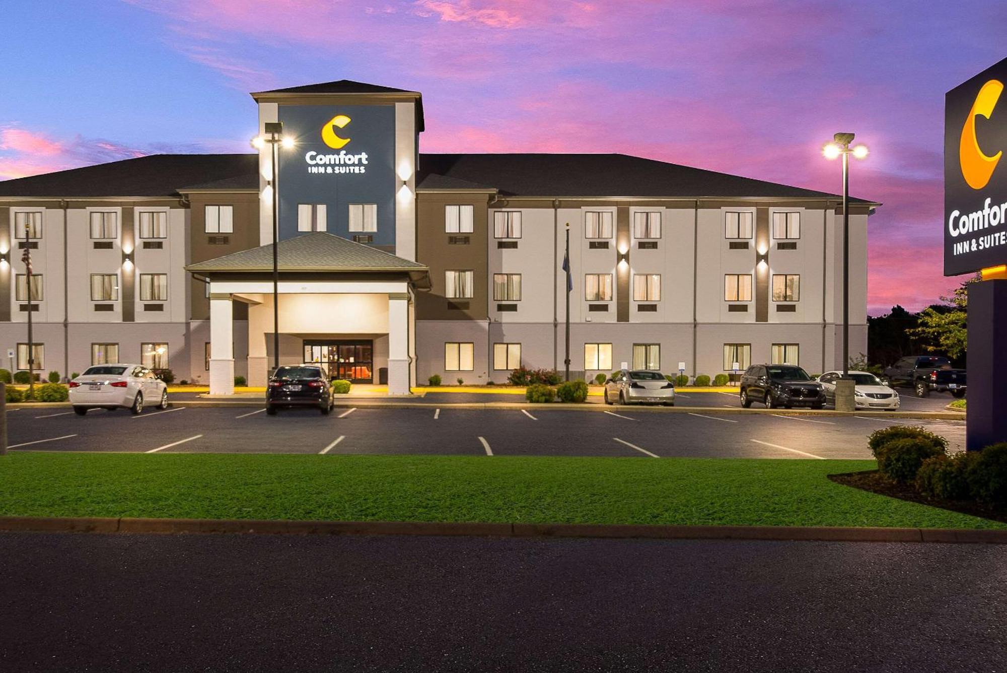 קייב סיטי Comfort Inn & Suites מראה חיצוני תמונה