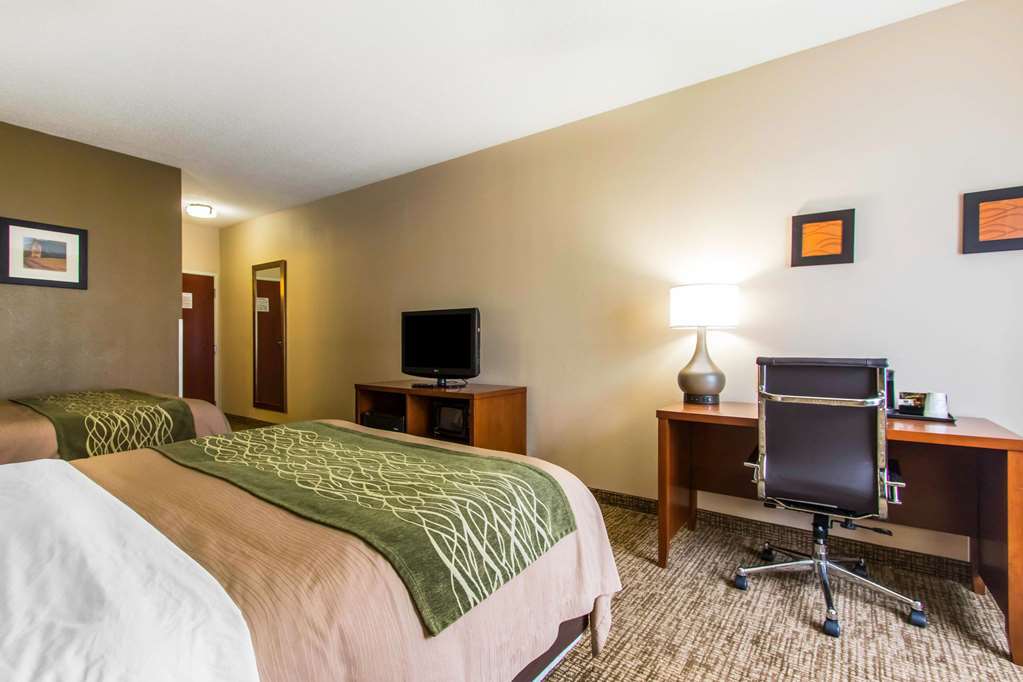 קייב סיטי Comfort Inn & Suites חדר תמונה
