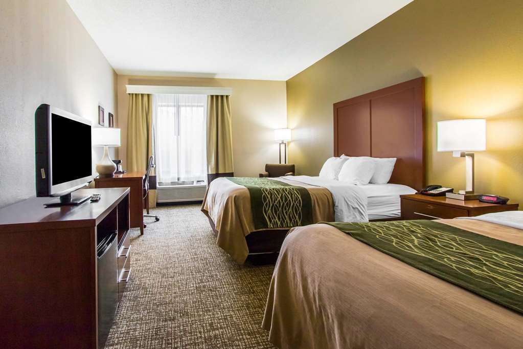 קייב סיטי Comfort Inn & Suites חדר תמונה